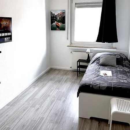 Vaz Birkenweiher, Wlan,tv, Kueche, 2 X Balkone, Nahe Zentrum Aparthotel Solingen