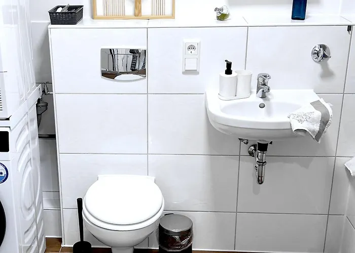 Vaz Birkenweiher Fuer Monteure Und Fachkraefte, Wlan,tv, Kueche, 4-8 Personen 4* Solingen